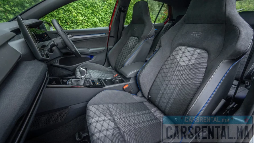 Volkswagen Golf 8 - photo 3